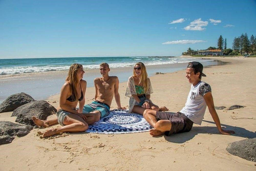 Yha Coolangatta Gold Coast Exterior foto